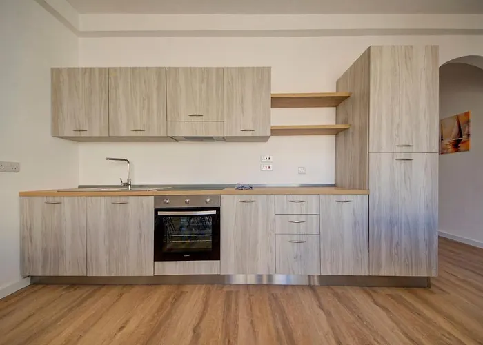 Contemporary Steps Away From Spinola Bay 아파트 Saint Julian's