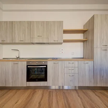 Contemporary Steps Away From Spinola Bay Appartement San Ġiljan